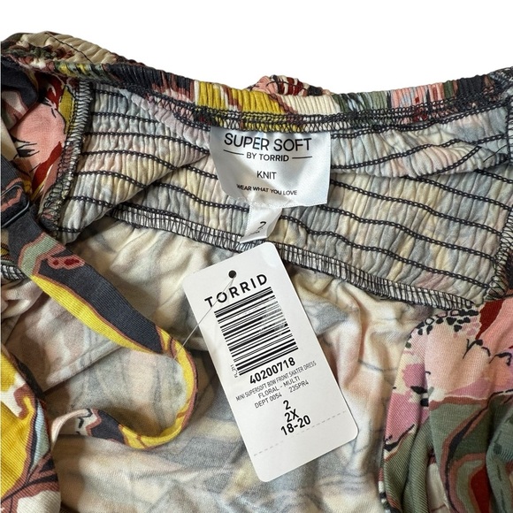 Torrid Mini Supersoft Bow Front Skater Dress
Floral - Multi Size 2 (18/20) NEW - Picture 9 of 16